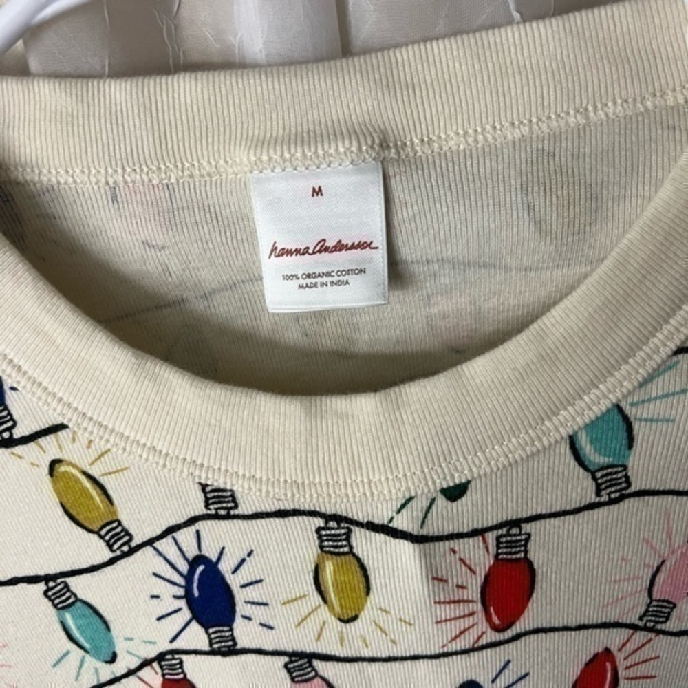 Hanna Andersson Mom & Dog Matching Christmas Pajama SET, size M - Picture 2 of 4